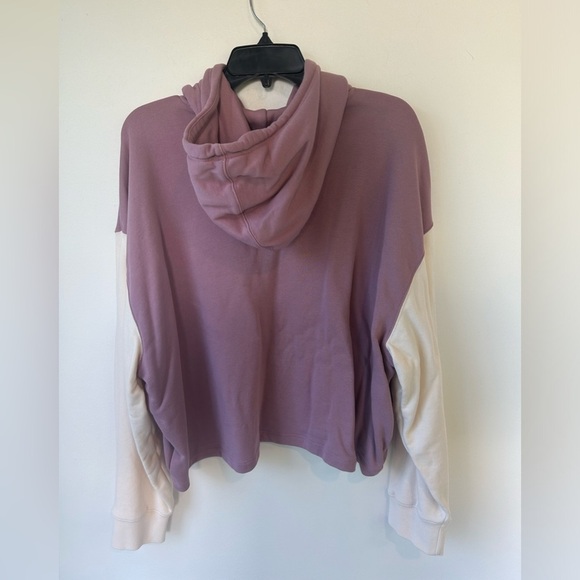 Adidas cropped hoodie size X-Large - Picture 3 of 4